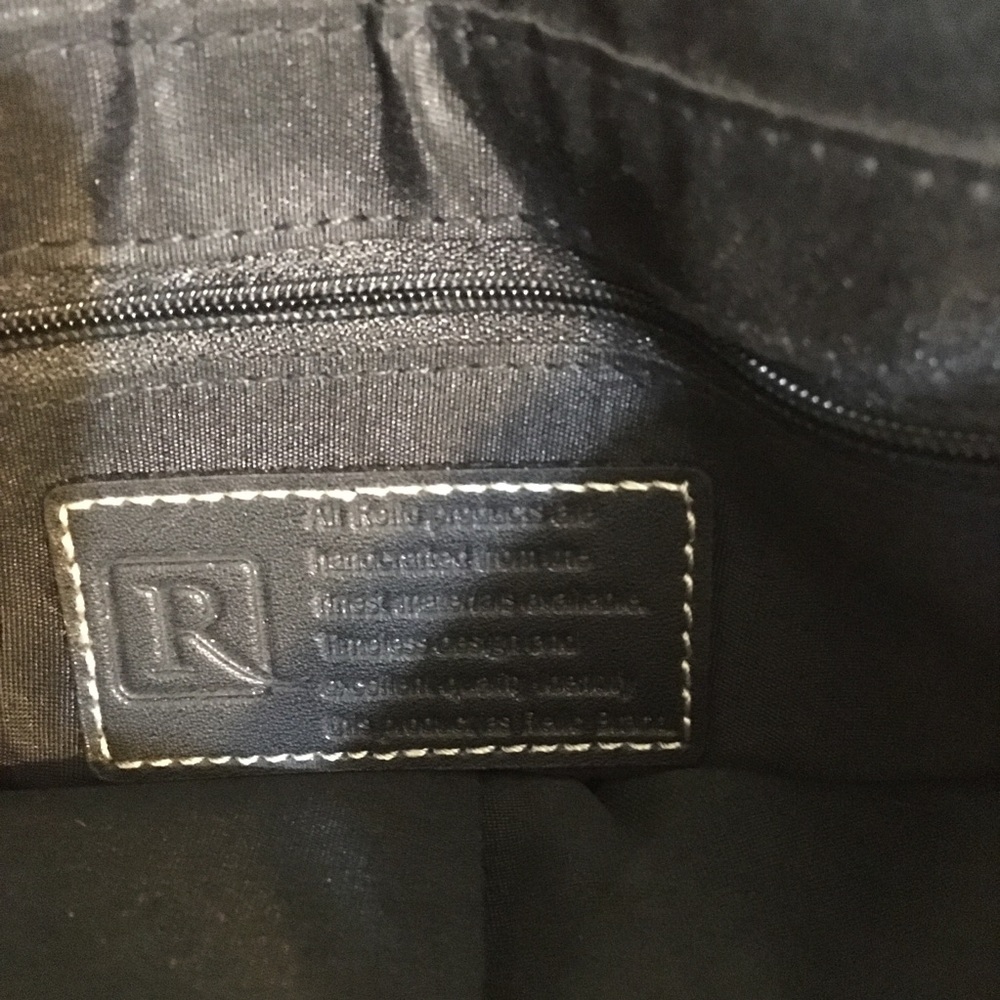 ✨HOST PICK✨ NWOT Relic purse - Picture 7 of 8
